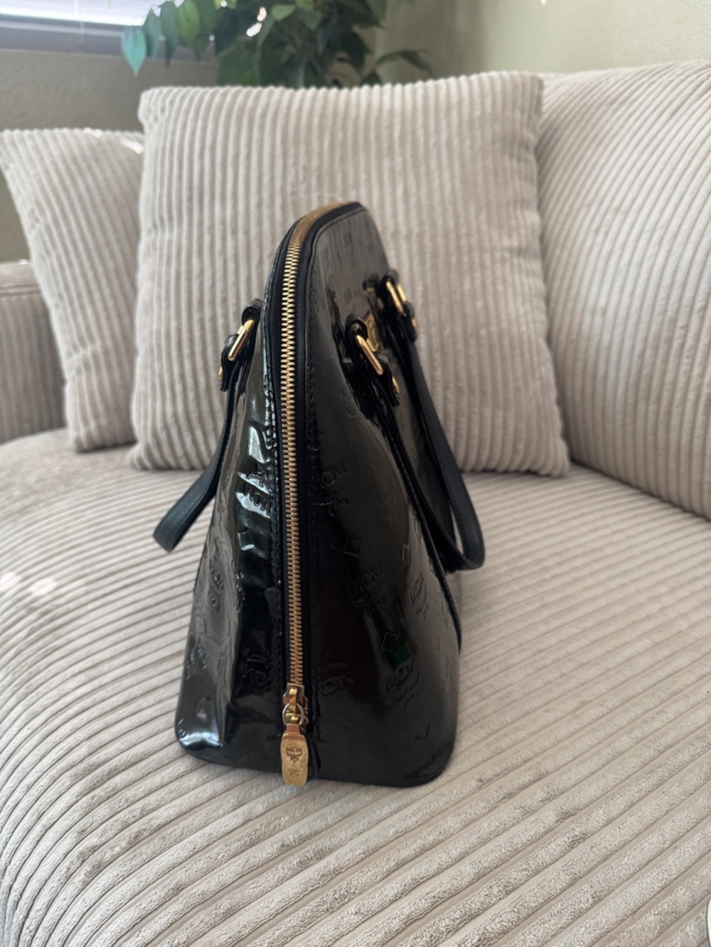 MCM Black Patent Satchel - Picture 10 of 12
